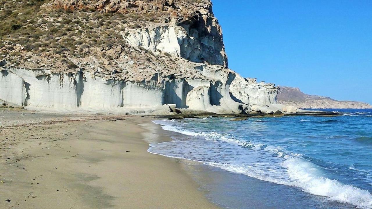 Magnifica Casa Con Encanto En Agua Amarga Agua Amarga  Luaran gambar
